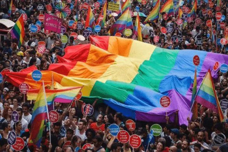 LGBT这股力量已经撕碎欧洲，某些人还想把祸水东引！