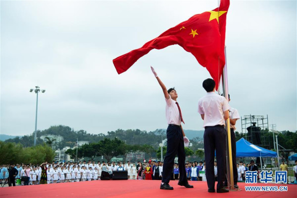 以习近平同志为核心的党中央关心澳门发展纪实